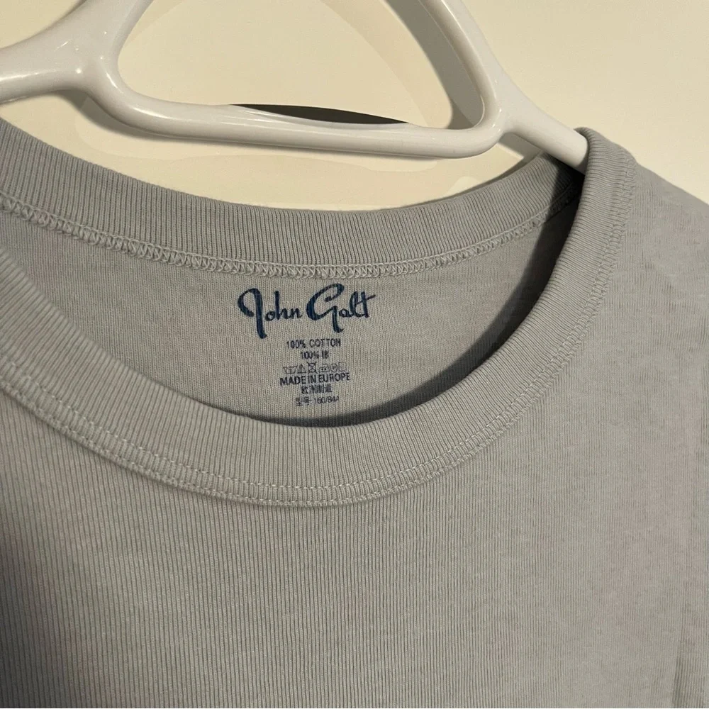 Brandy Melville Light Blue Tee - Picture 3 of 3